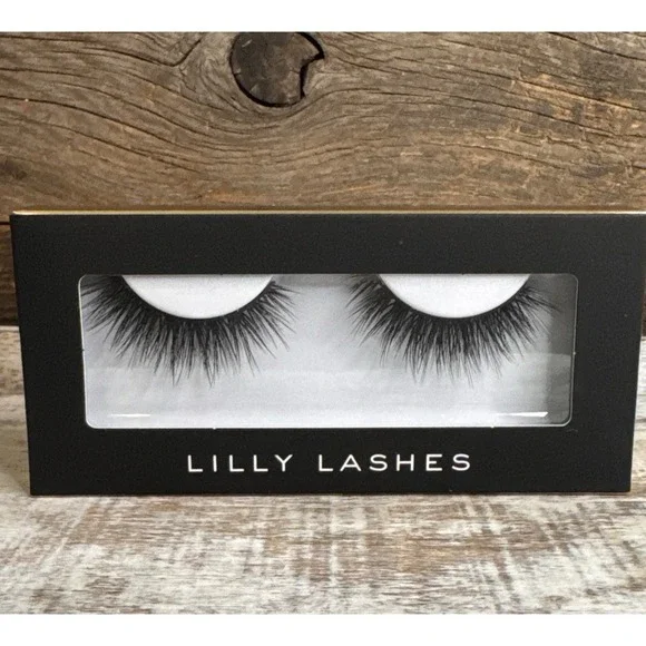 Lilly Lashes BOSTON Faux Mink Premium Synthetic Lashes 1 Pair Cruelty Free - $28 - Picture 1 of 4
